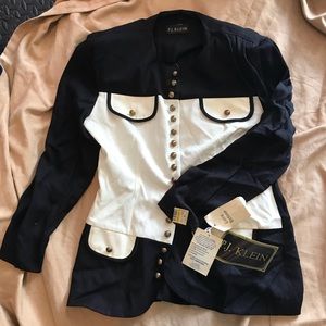 Can’t find anything on this does anyone know?